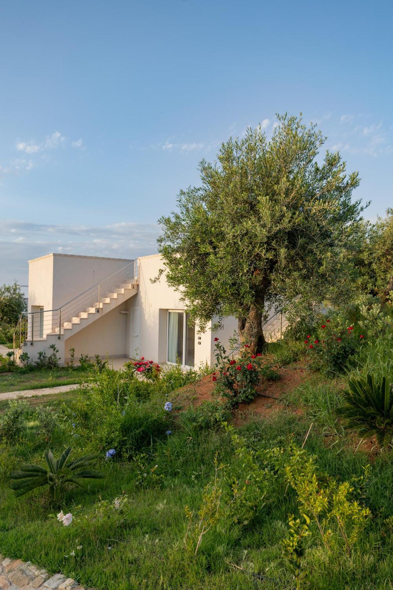 Aura Maris Beach Residence Mazzaforno Cefalu Exterior photo